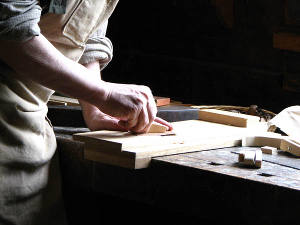 Ofrecemos un servicio de <strong>carpintería  de madera y ebanistería en Castell de l'Areny</strong> adaptado a las necesidades del <strong>cliente</strong>.